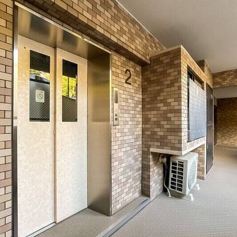 ビッグヴァン大倉山の室内写真