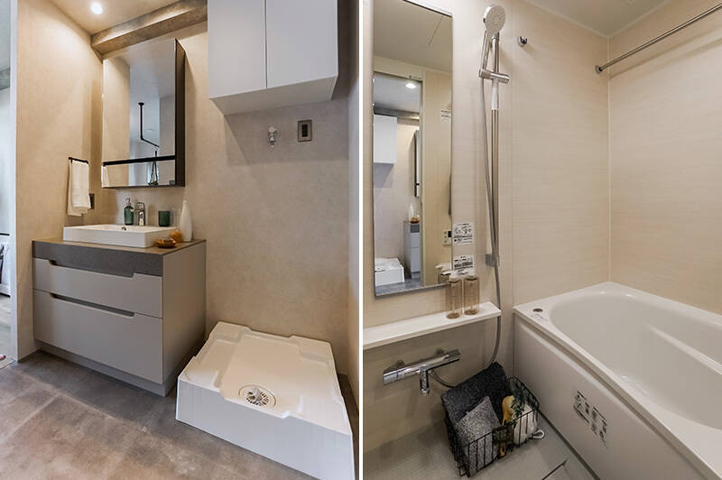 <b>左・</b>洗面室・洗濯機置き場は洋室側に。洗面台の鏡、こう見えて頼もしい収納量なんです。／<b>右・</b>浴室は深めの1116サイズ。