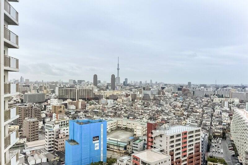 洋室Ｃのバルコニーからはこんな景色まで楽しめます！ 「東京スカイツリー」が真正面に。