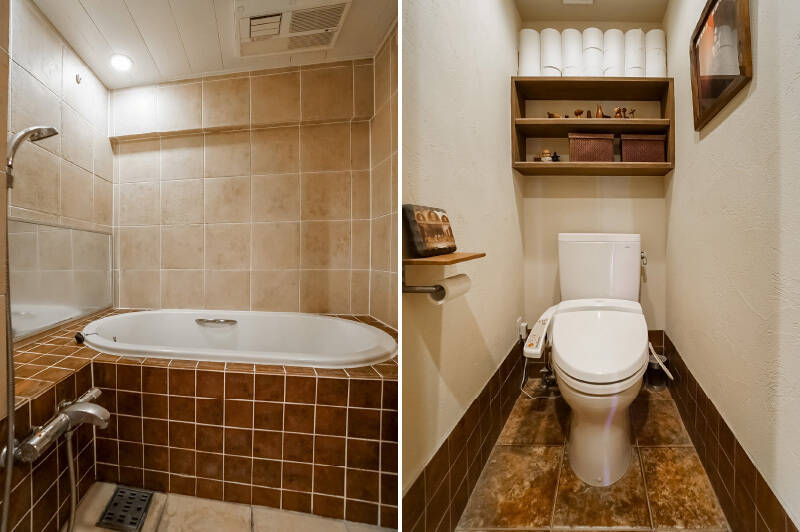 <b>左・</b>在来工法で全面タイル貼りの浴室。／<b>右・</b>トイレにもタイルがあしらわれています。