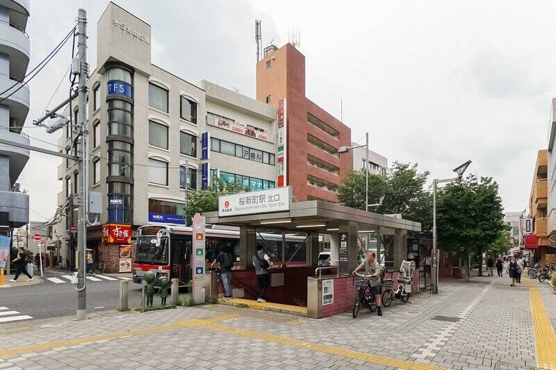 最寄りは「桜新町」駅（徒歩10分）。サザエさんの作者「長谷川町子」さんが住んでいたことから “サザエさんの街” としても親しまれています。