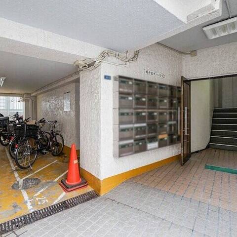 初台富士ハイライズの建物・共用部写真