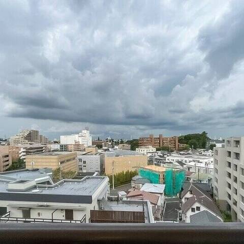 日商岩井第2方南町マンションの室内写真