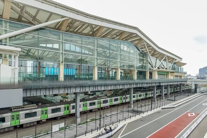 再開発が進む、山手線・京浜東北線「高輪ゲートウェイ」駅。駅前には都内最大級の広場が形成される予定なのだとか……。今からワクワクが止まりませんね！（徒歩18分）