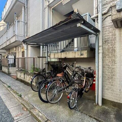 サカエ代田橋マンションの建物・共用部写真