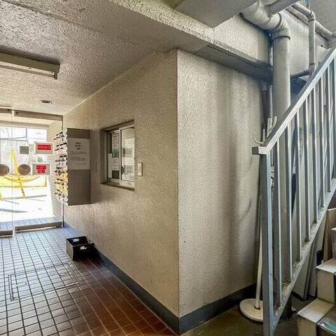 サカエ代田橋マンションの建物・共用部写真