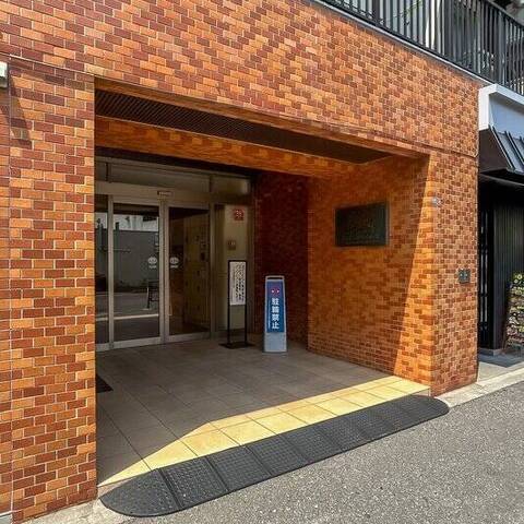 ライオンズマンション市ヶ谷の建物・共用部写真