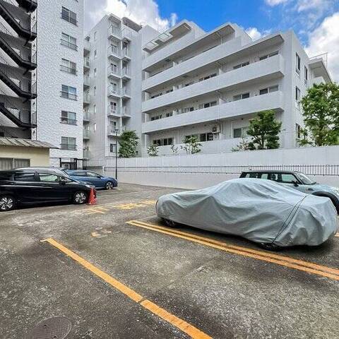 秀和代官山レジデンスの建物・共用部写真