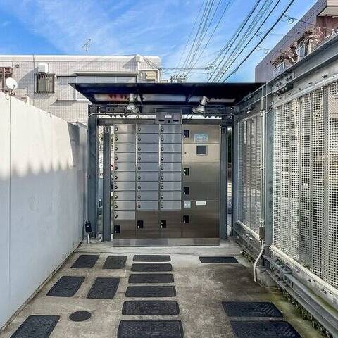 サンリーノ森のとなりの建物・共用部写真