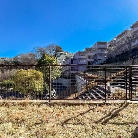 コスモ綱島台3号館の眺望・バルコニー写真