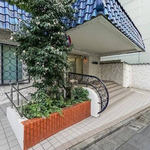 秀和番衆町レジデンスの建物・共用部写真