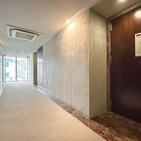 ピアース西麻布の室内写真