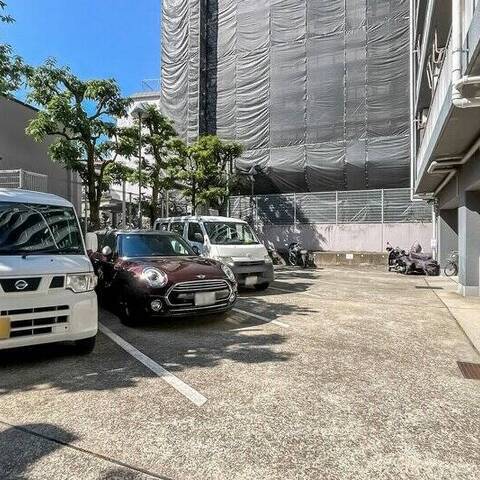 ライオンズマンション目黒青葉台タウンハウスの建物・共用部写真