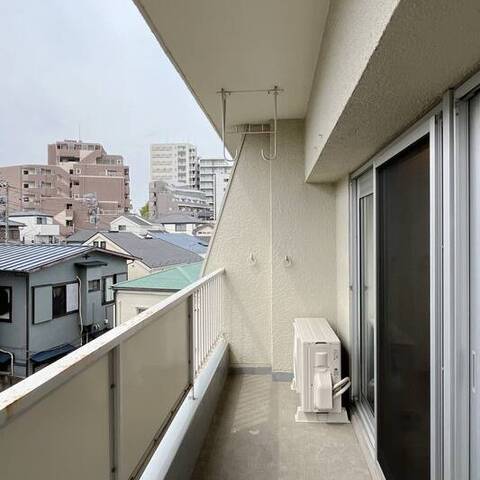日商岩井方南町マンションの室内写真