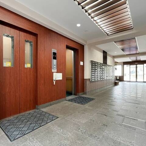 日商岩井方南町マンションの室内写真