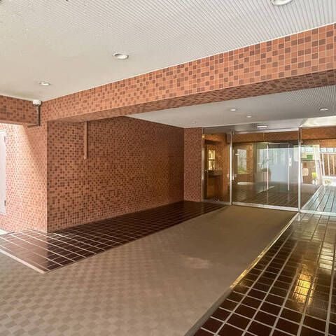 インペリアル常盤松の建物・共用部写真