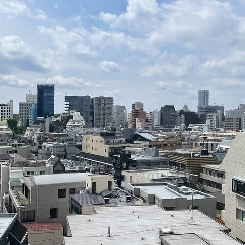 神宮外苑ハウスの室内写真