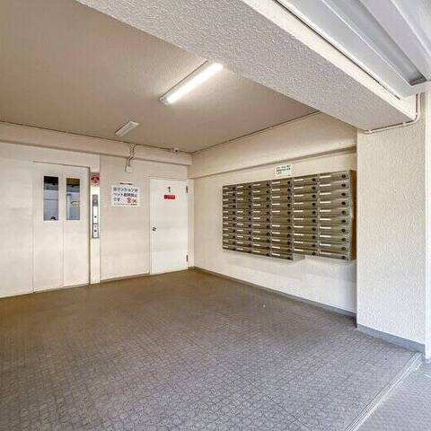 みよしみずほ台サンライトマンションＡ棟の建物・共用部写真