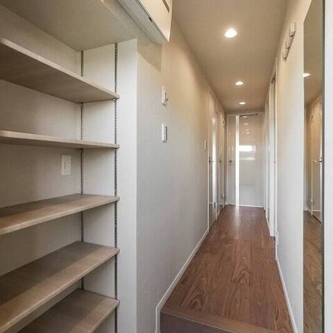 上町マンションの室内写真