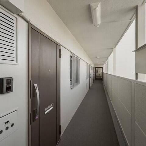 上町マンションの建物・共用部写真