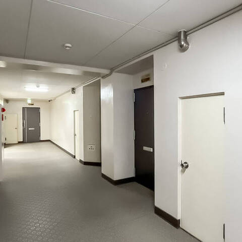 マンション市川の建物・共用部写真