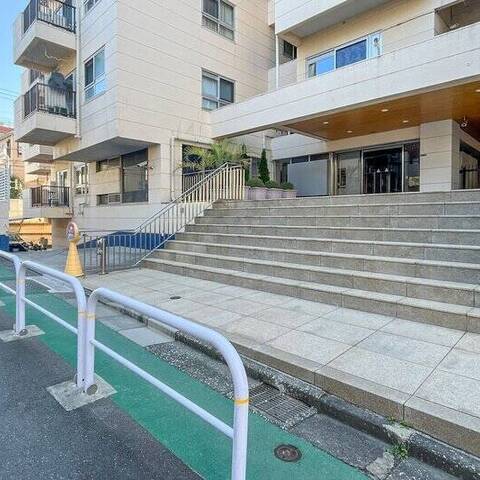 マンション市ヶ谷の室内写真