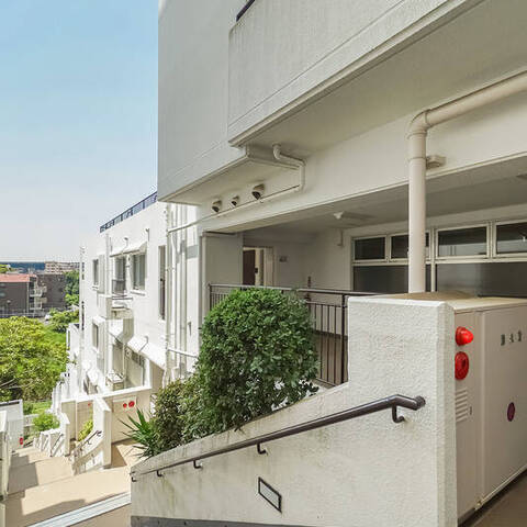 宮前平ロイヤルマンションの建物・共用部写真