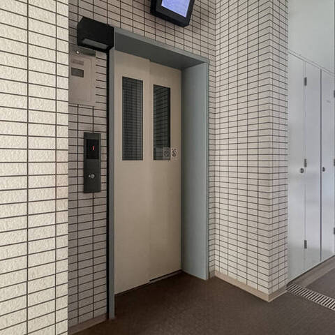 ライオンズヴィアーレ横浜ベイ1番館の室内写真
