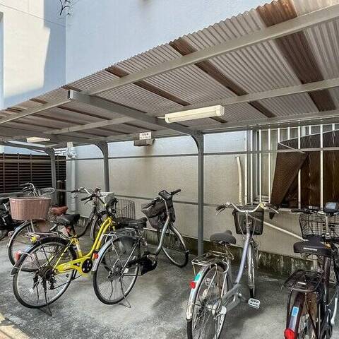 ニックハイム石川台の建物・共用部写真