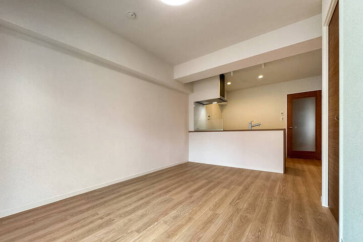 日商岩井鶴見マンションの室内写真