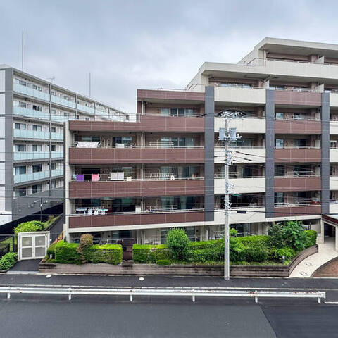 日商岩井鶴見マンションの室内写真