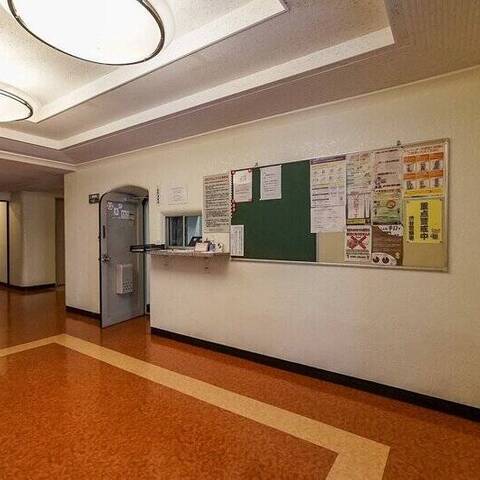 秀和松濤レジデンスの建物・共用部写真