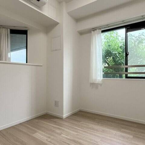 サーパス方南町の室内写真