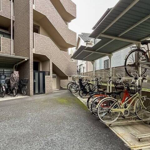 サーパス方南町の室内写真