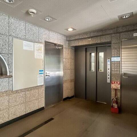 グランドヒルズBの室内写真