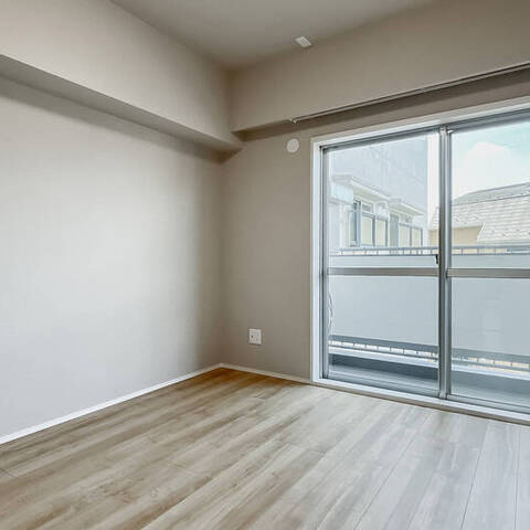 日商岩井弥生町マンションの室内写真