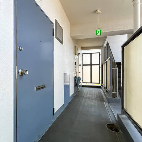 日商岩井弥生町マンションの室内写真
