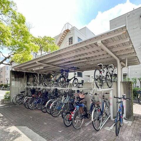 ツインタワー住利毛利館の室内写真