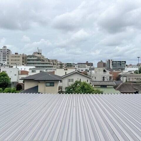 調布シュロスの室内写真