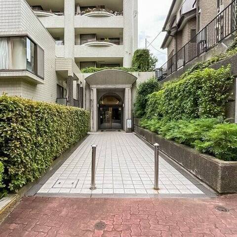 たまプラーザスカイマンション東館の室内写真