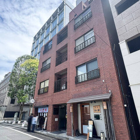阿保日興ロイヤルパレス二番町の室内写真
