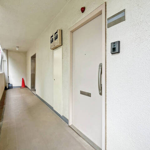 下馬スカイマンションの建物・共用部写真