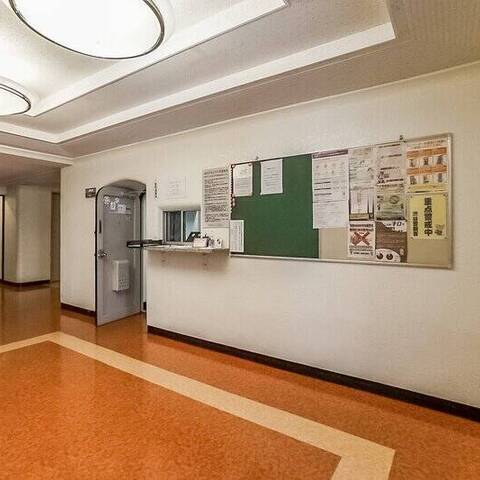 秀和松濤レジデンスの建物・共用部写真