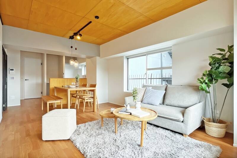 広さは約16.1帖。家具の配置がしやすい縦長のLDKです。
