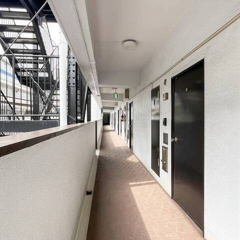 秀和第二三田綱町レジデンスの建物・共用部写真