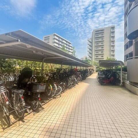 イーストパークス大島セントラルスクエアの室内写真