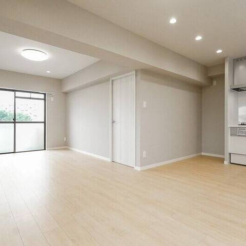 キャニオンマンション若木町の室内写真