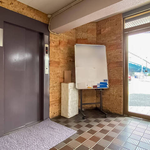 ファミリーパーク上用賀の室内写真