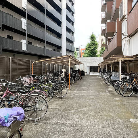 高円寺プラザの室内写真