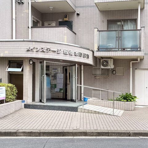 メインステージ板橋本町駅前の室内写真